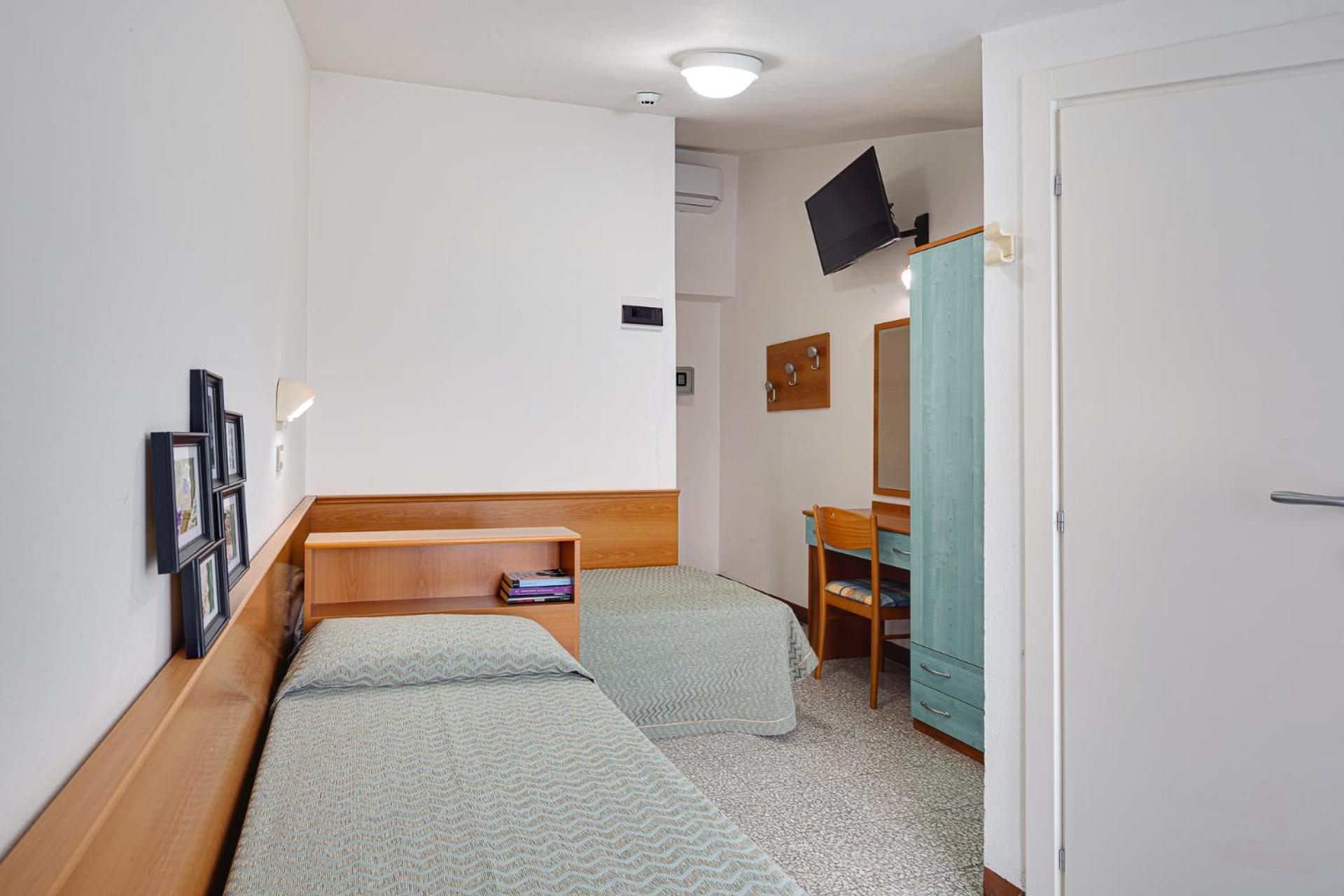 Hotel Gaia Rimini Esterno foto